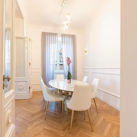 Sjr Luxury Apartment Trevi Fountain Rome Exterior photo