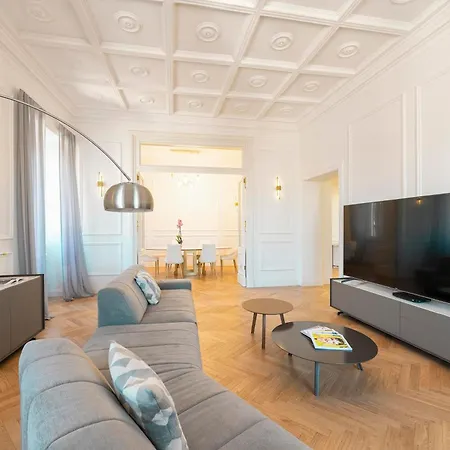 Sjr Luxury Apartment Trevi Fountain Rome Exterior photo