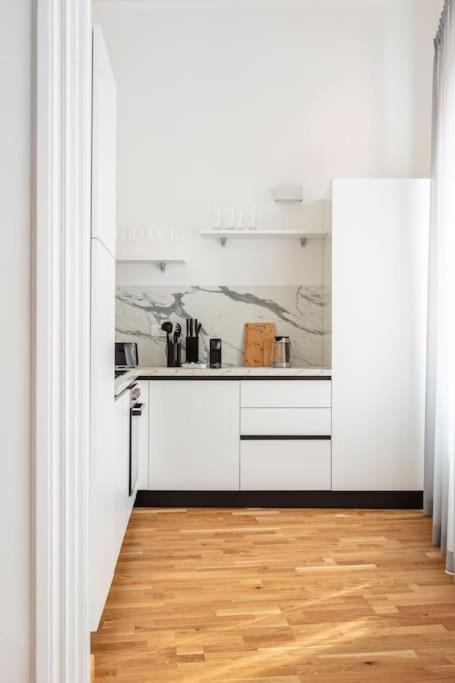 Apartment Sjr Luxury Trevi Fountain Rom